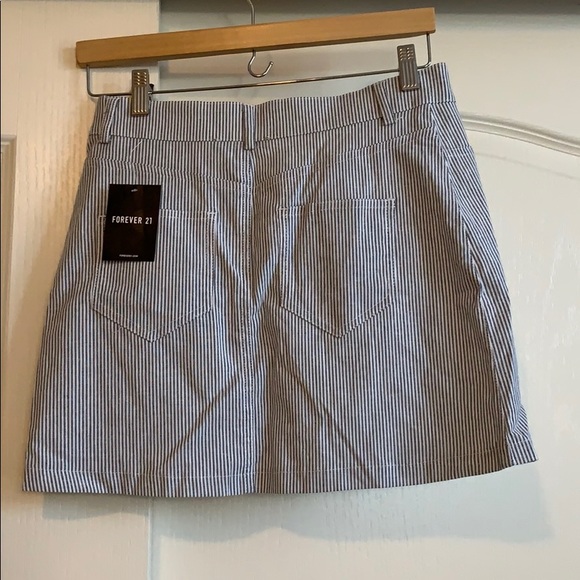 NEW skirt - Picture 2 of 3